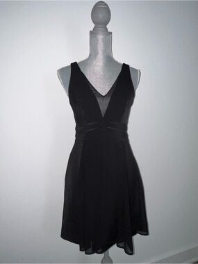 Express Black V-Neck Fit & Flare Dress- size 6 NWT